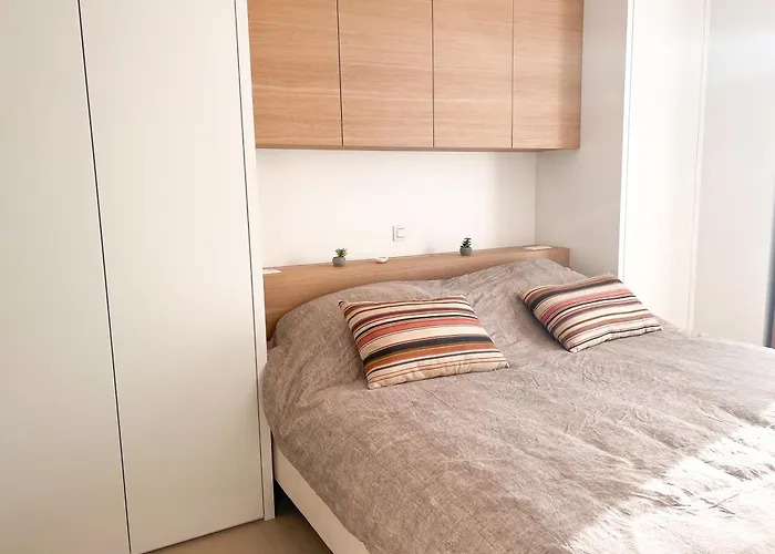 West Bay * 미들케르케