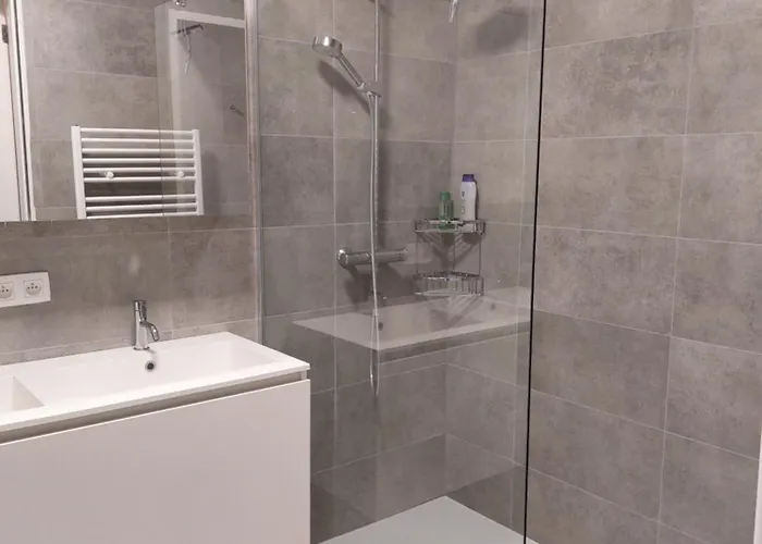 West Bay 미들케르케