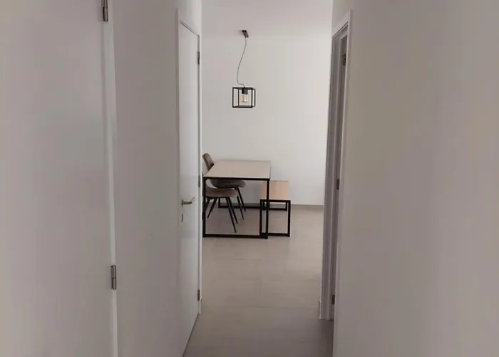 West Bay * 미들케르케